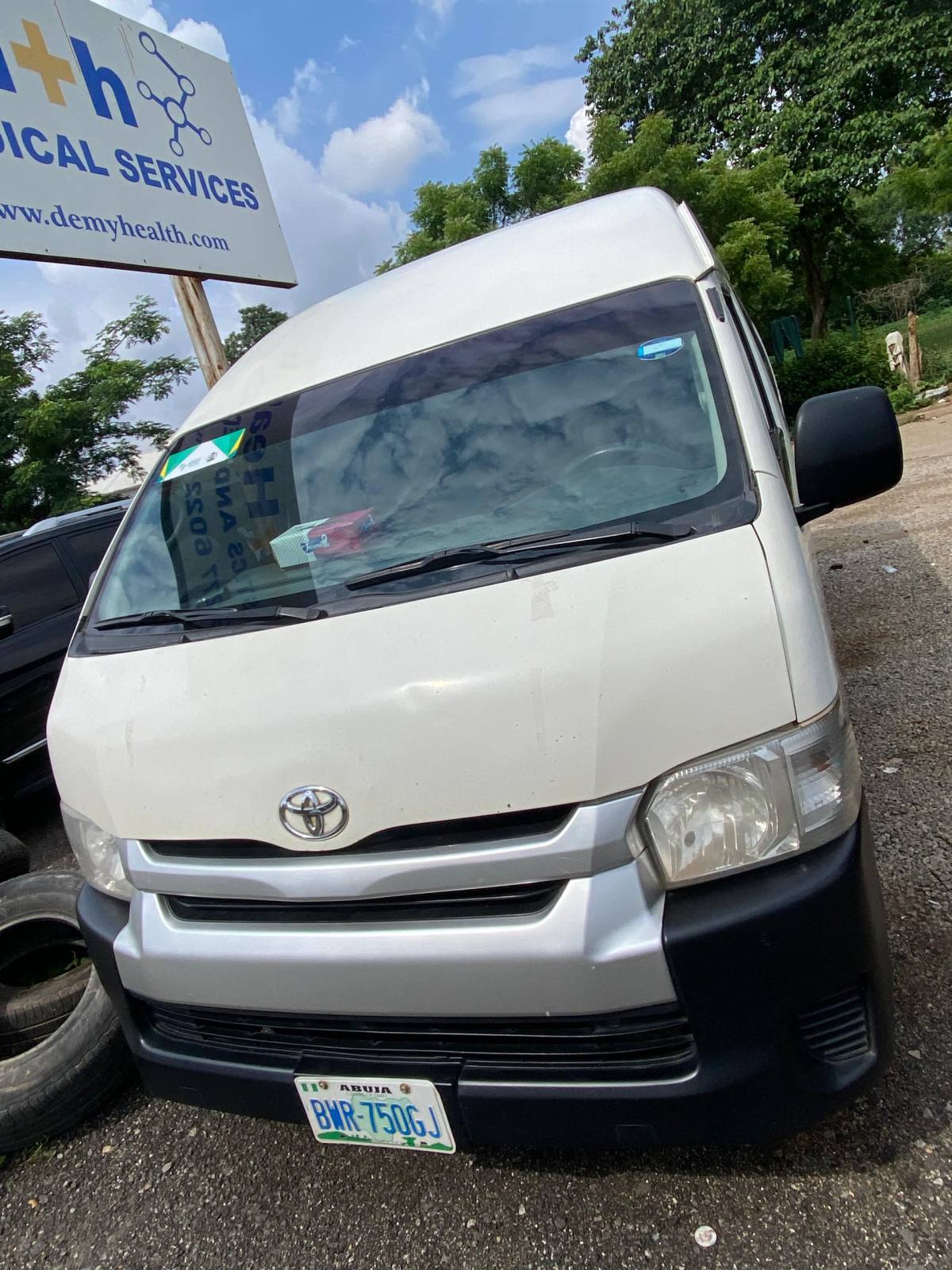 Toyota Hiace Bus for rent